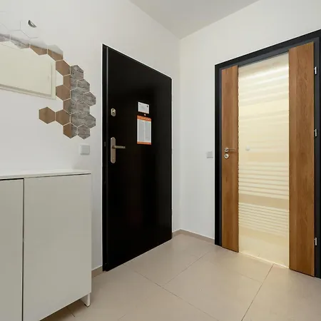 Atal Tower By Renters Appartamento