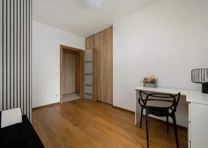 Atal Tower By Renters * ורוצלב