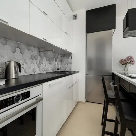Atal Tower By Renters Apartment Wroclaw