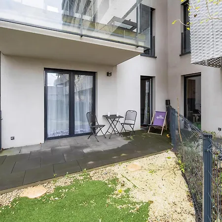Atal Tower By Renters Appartement